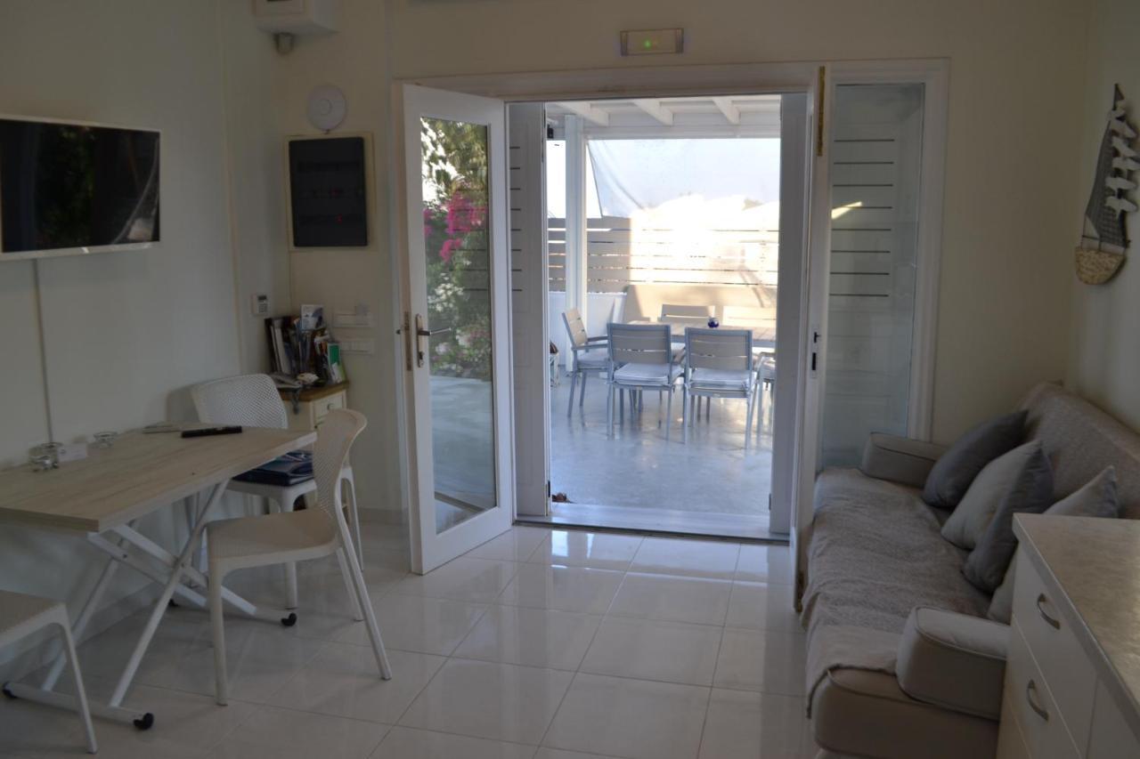 Jb Villa (Adults Only) Месарія Екстер'єр фото
